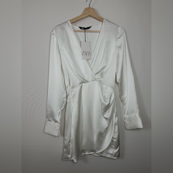 Zara Dress mini satin long sleeve party wedding - Picture 10 of 10